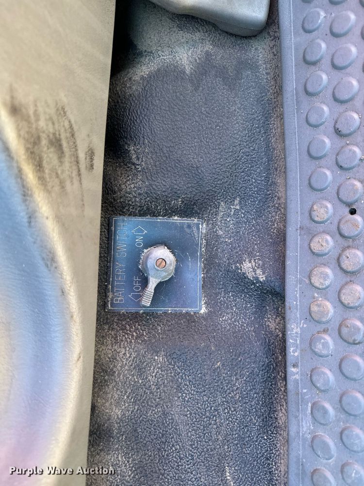 image for item EG6954 2002 Ford F550 utility / service truck