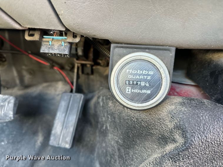 image for item EG6954 2002 Ford F550 utility / service truck