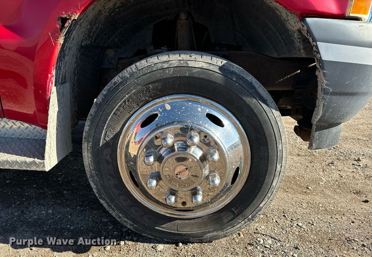 image for item EG6954 2002 Ford F550 utility / service truck