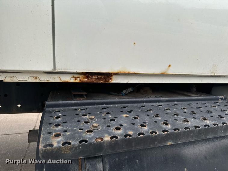 image for item EG6957 2007 International 4300 SBA flatbed truck