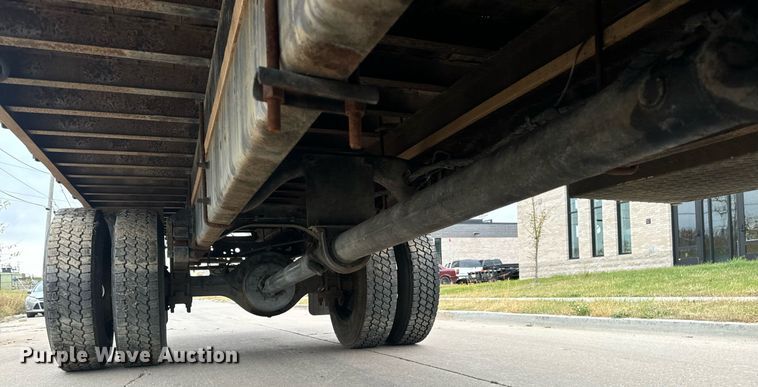 image for item EG6957 2007 International 4300 SBA flatbed truck