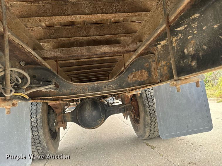 image for item EG6957 2007 International 4300 SBA flatbed truck