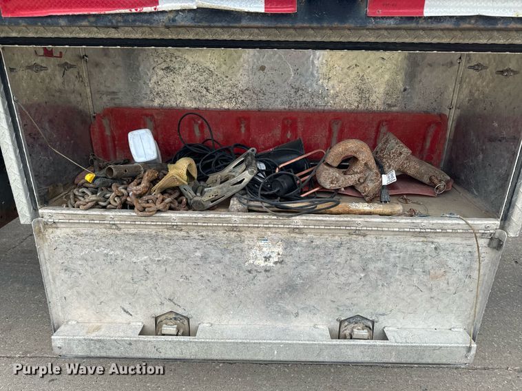 image for item EG6957 2007 International 4300 SBA flatbed truck