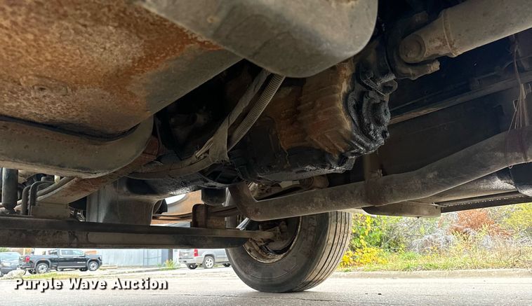 image for item EG6957 2007 International 4300 SBA flatbed truck