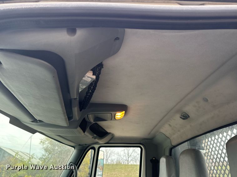 image for item EG6957 2007 International 4300 SBA flatbed truck