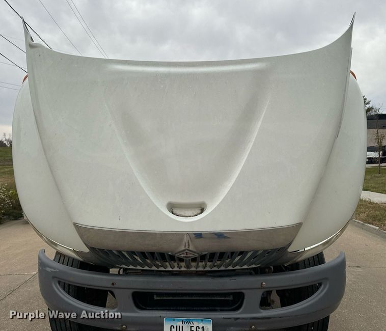 image for item EG6957 2007 International 4300 SBA flatbed truck