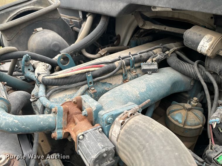 image for item EG6957 2007 International 4300 SBA flatbed truck