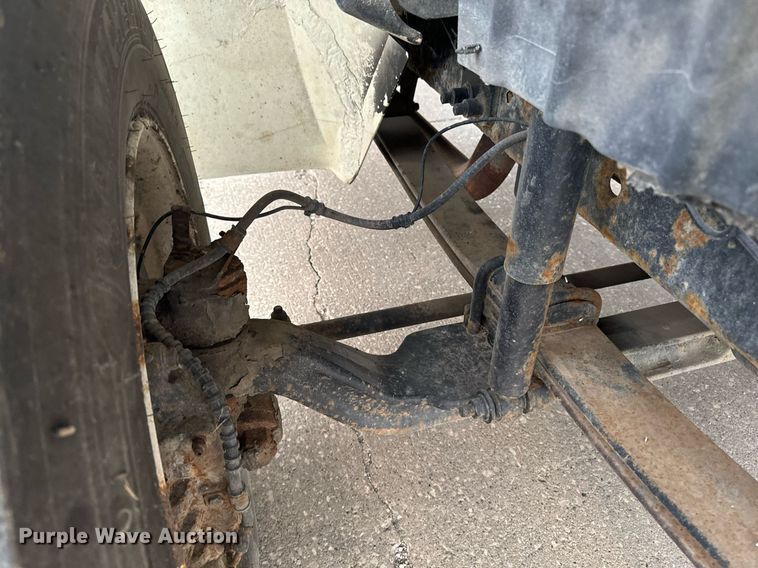 image for item EG6957 2007 International 4300 SBA flatbed truck