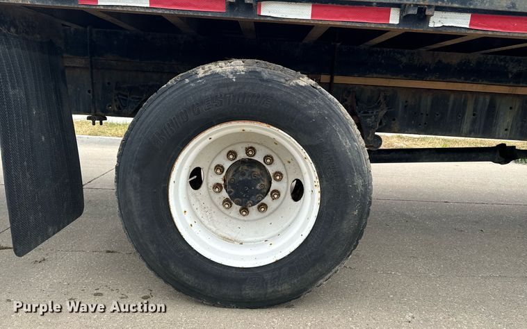 image for item EG6957 2007 International 4300 SBA flatbed truck