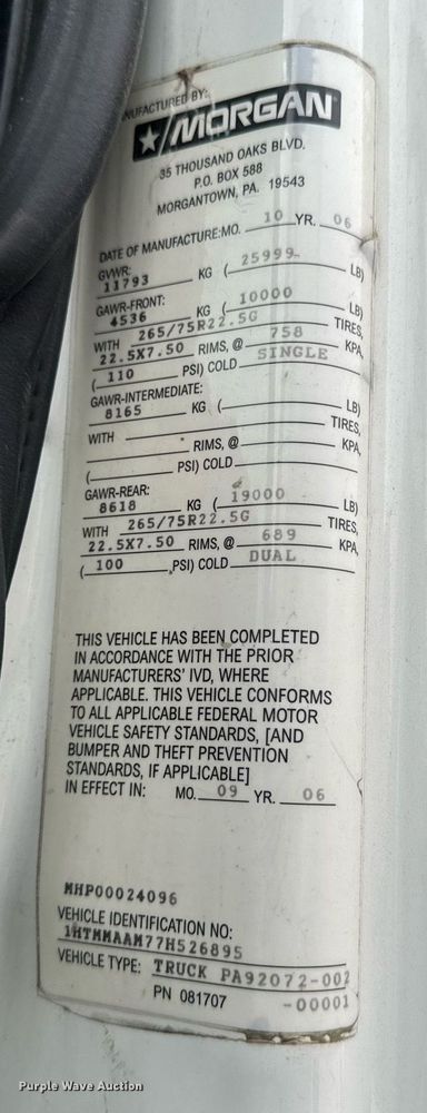 image for item EG6957 2007 International 4300 SBA flatbed truck