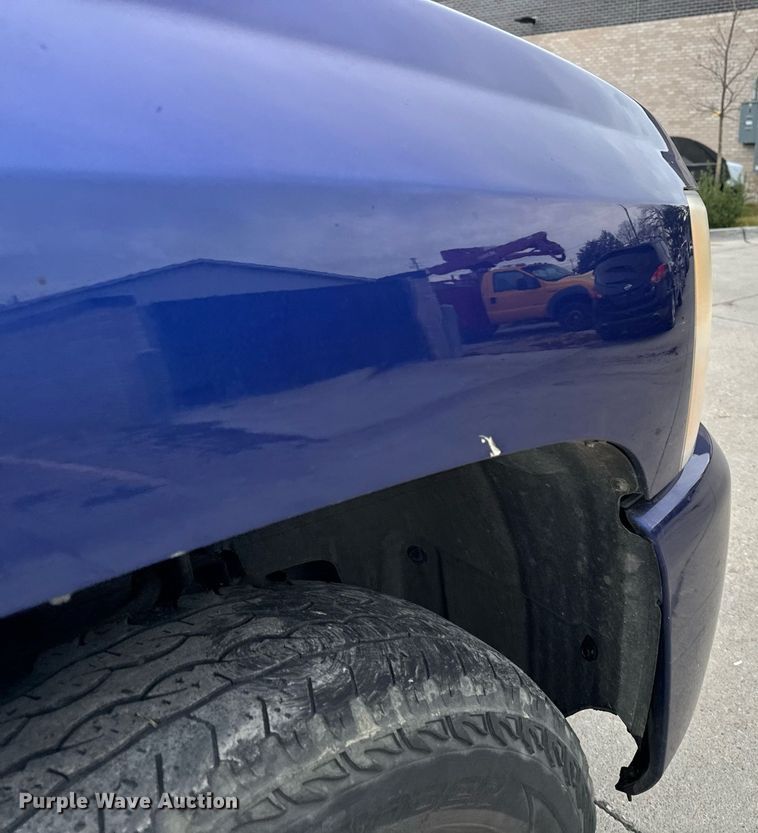 image for item EG6959 2010 Chevrolet Silverado 1500 Crew Cab pickup truck