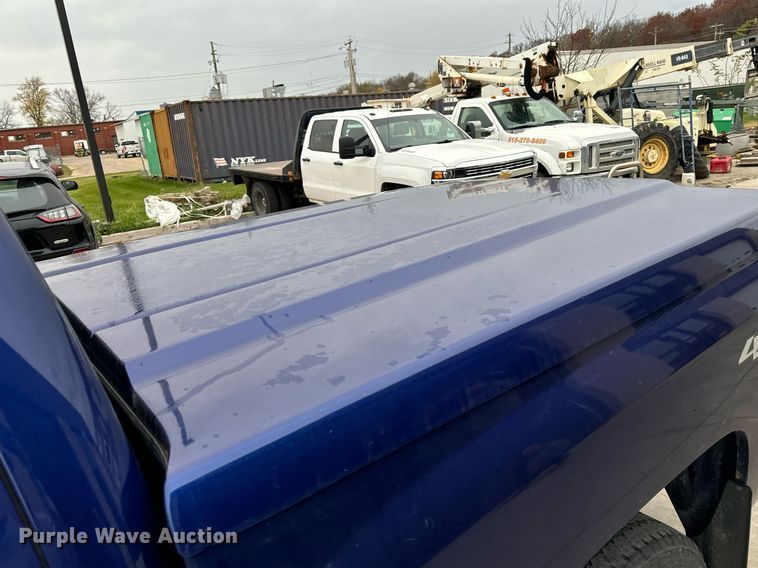 image for item EG6959 2010 Chevrolet Silverado 1500 Crew Cab pickup truck