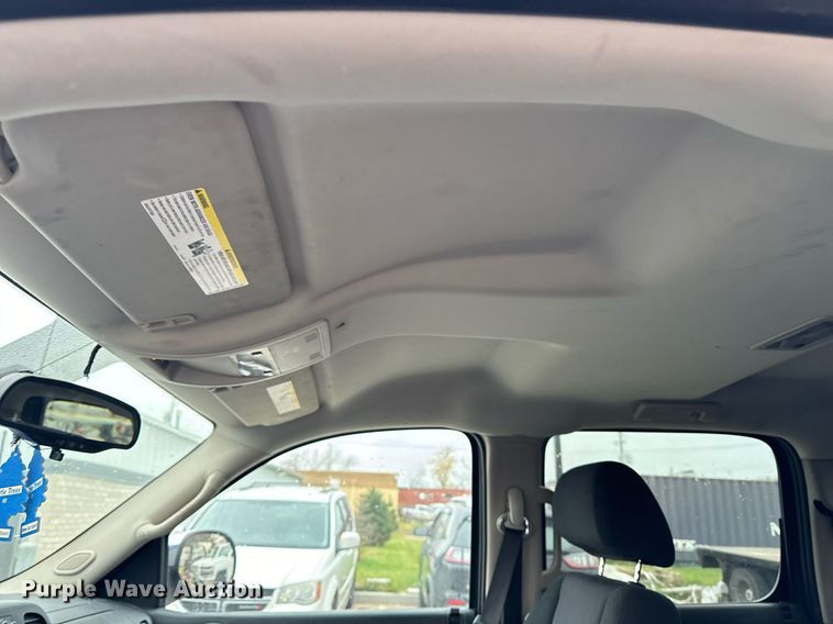 image for item EG6959 2010 Chevrolet Silverado 1500 Crew Cab pickup truck