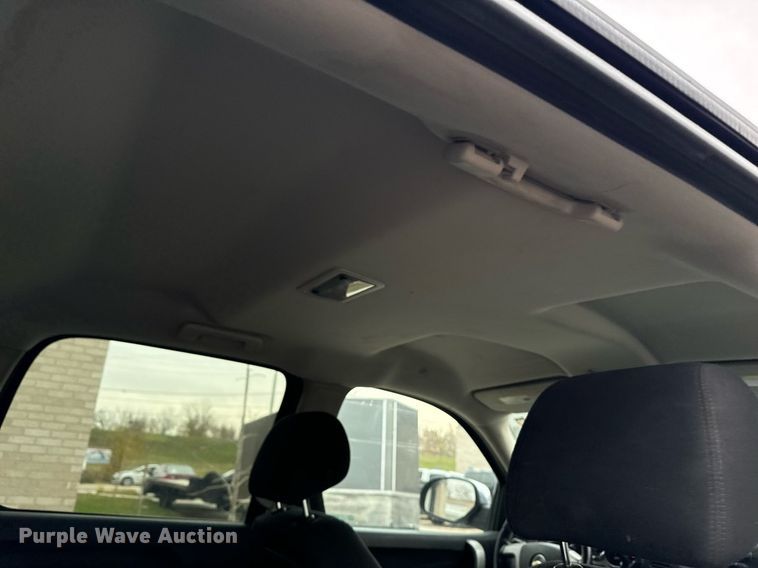 image for item EG6959 2010 Chevrolet Silverado 1500 Crew Cab pickup truck