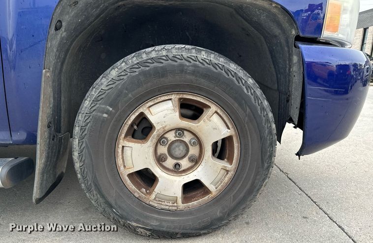 image for item EG6959 2010 Chevrolet Silverado 1500 Crew Cab pickup truck