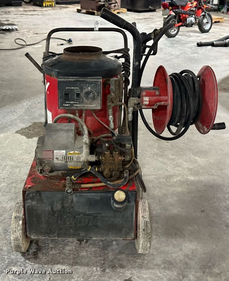 image for item EG6966 Hotsy 550B pressure washer