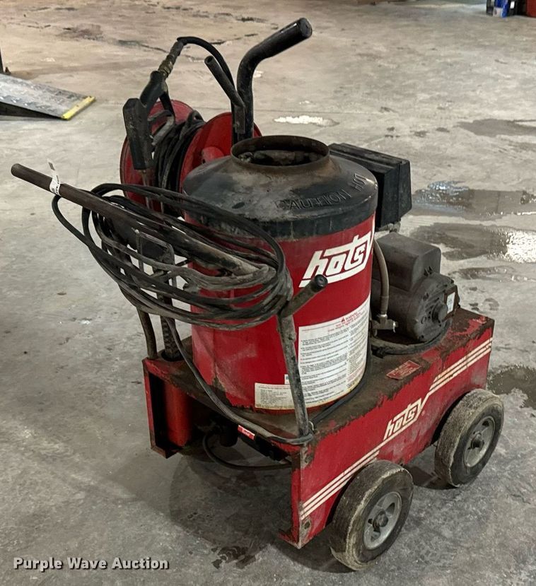 image for item EG6966 Hotsy 550B pressure washer