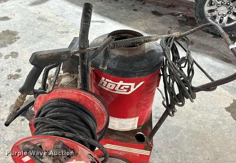 image for item EG6966 Hotsy 550B pressure washer