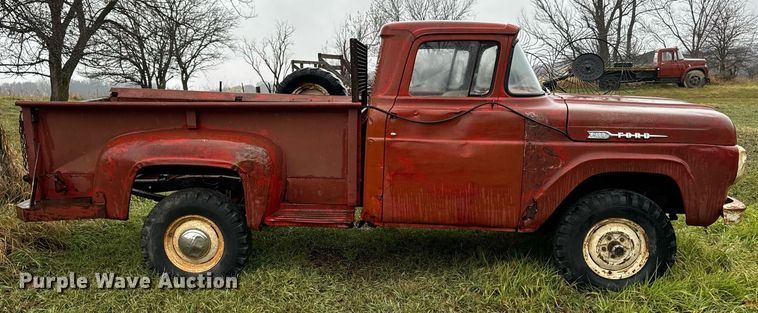 image for item EG6974 1960 Ford F100 pickup truck
