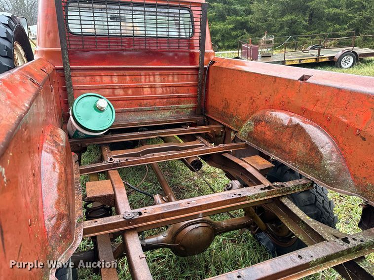 image for item EG6974 1960 Ford F100 pickup truck