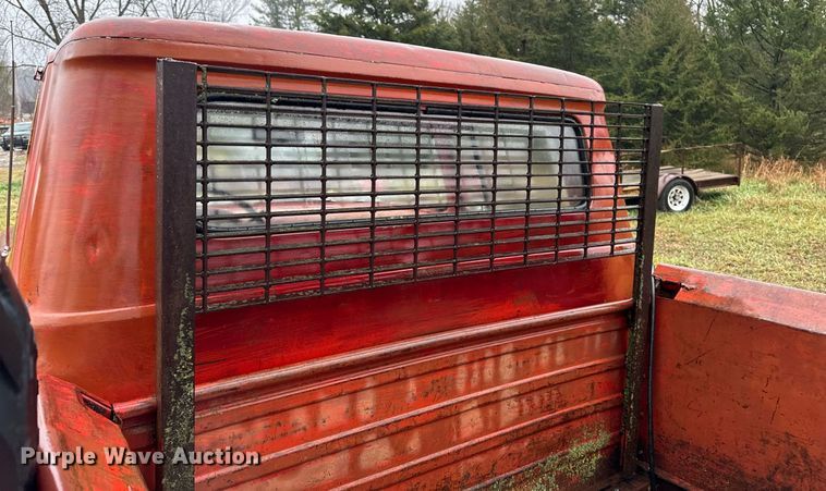 image for item EG6974 1960 Ford F100 pickup truck