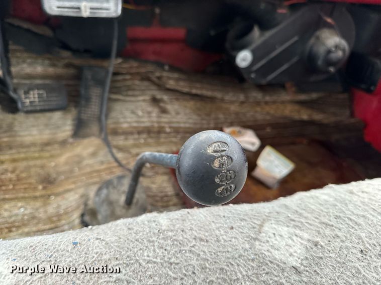 image for item EG6974 1960 Ford F100 pickup truck