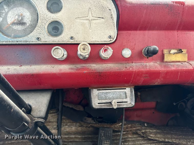 image for item EG6974 1960 Ford F100 pickup truck