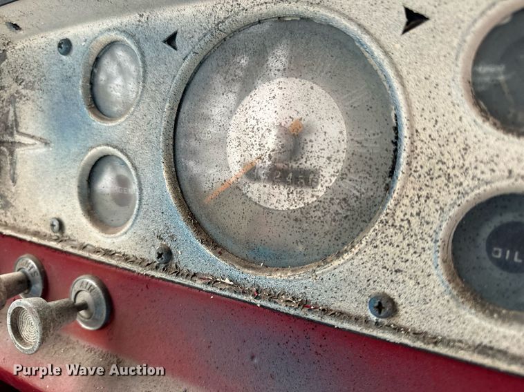 image for item EG6974 1960 Ford F100 pickup truck