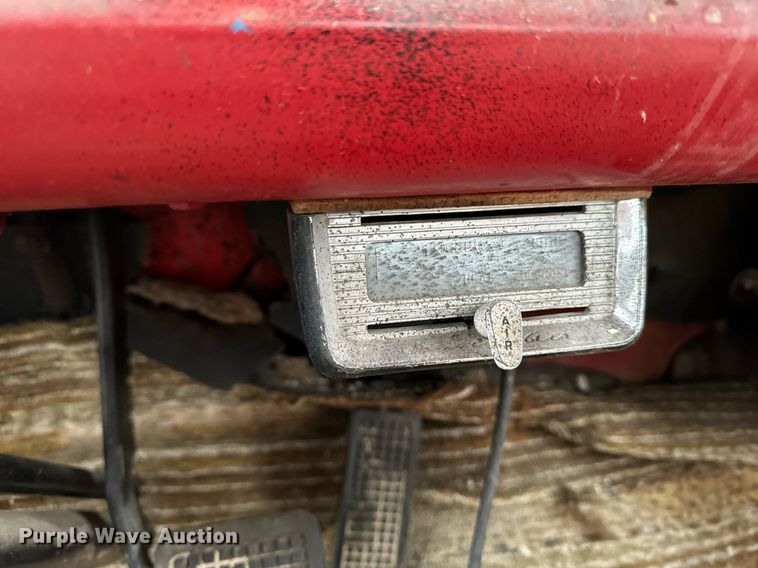 image for item EG6974 1960 Ford F100 pickup truck