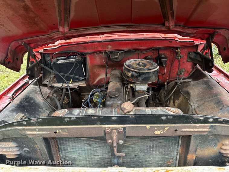 image for item EG6974 1960 Ford F100 pickup truck