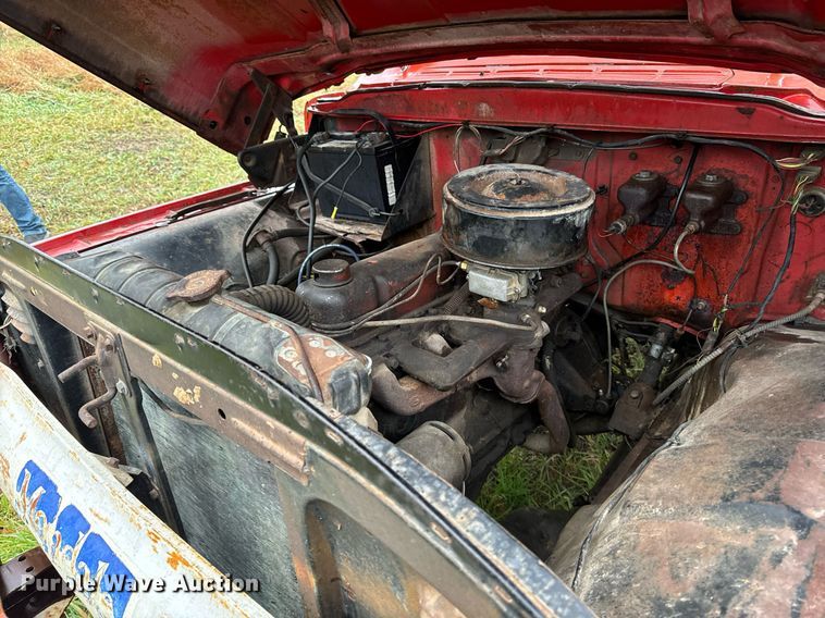 image for item EG6974 1960 Ford F100 pickup truck