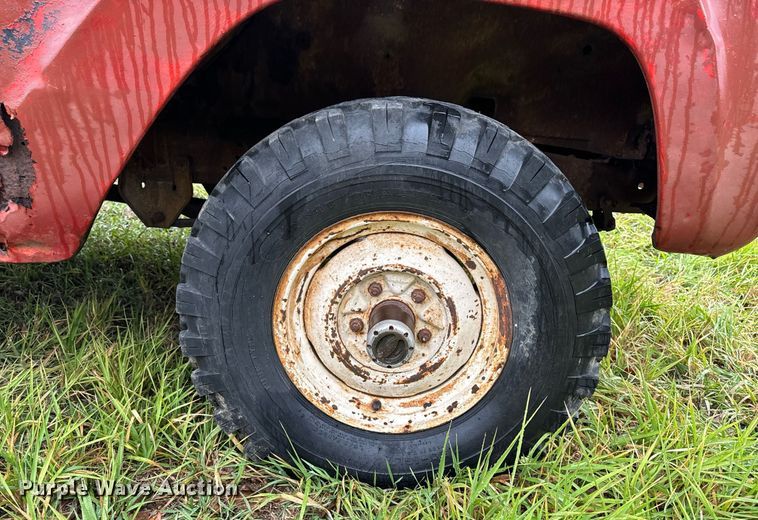 image for item EG6974 1960 Ford F100 pickup truck