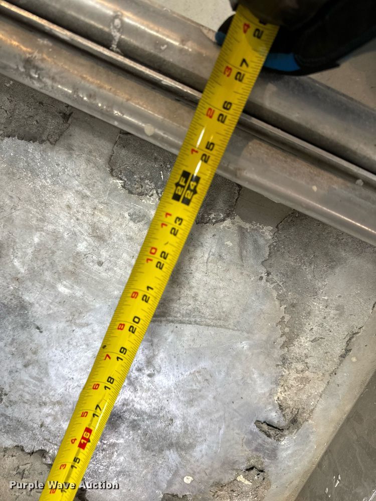 image for item EG7016 2016 Genie GR-20 vertical lift