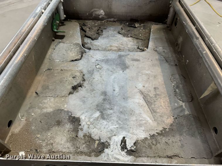 image for item EG7016 2016 Genie GR-20 vertical lift