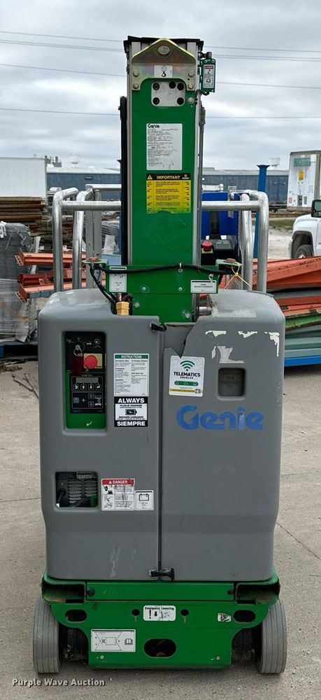 image for item EG7017 2017 Genie GR-20 vertical lift
