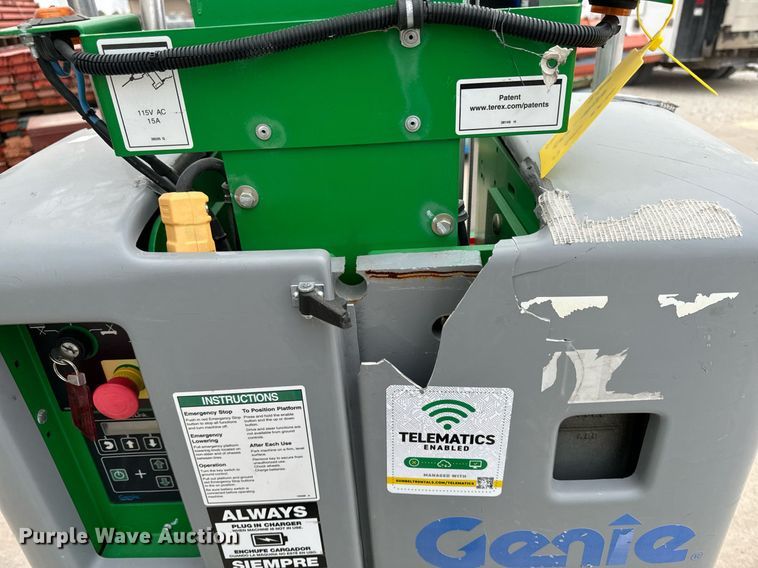 image for item EG7017 2017 Genie GR-20 vertical lift