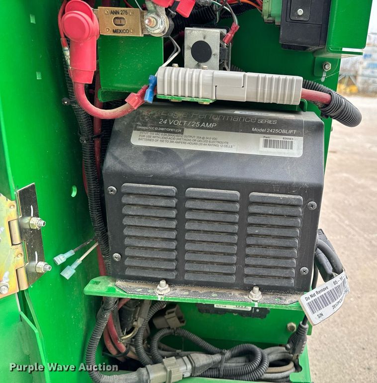 image for item EG7017 2017 Genie GR-20 vertical lift