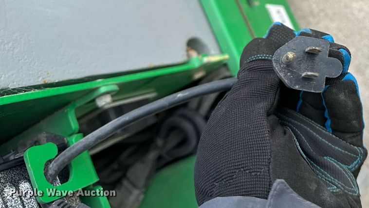 image for item EG7017 2017 Genie GR-20 vertical lift