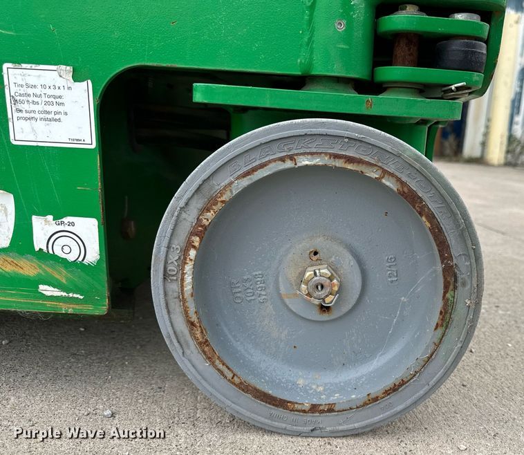 image for item EG7017 2017 Genie GR-20 vertical lift