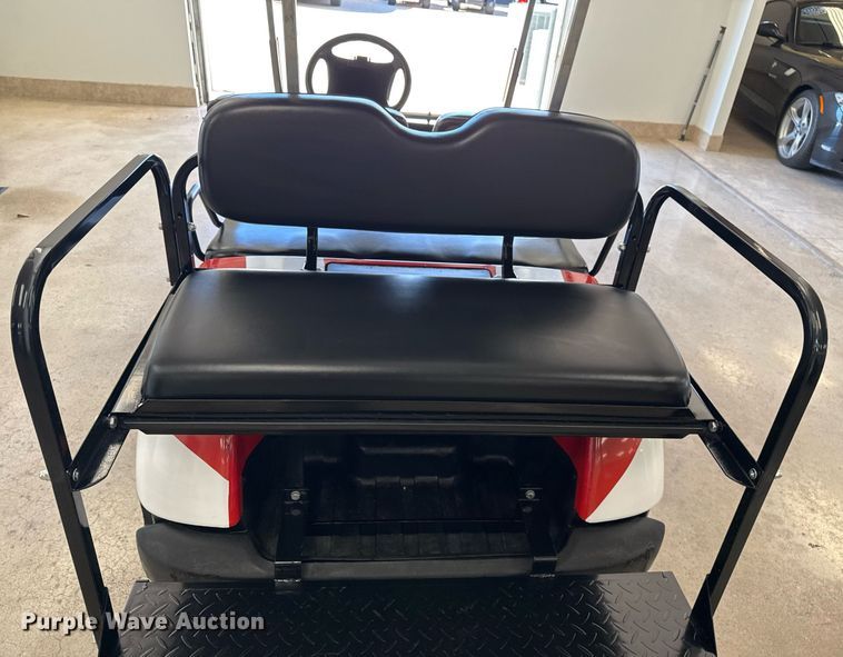 image for item EG7886 2003 Yamaha G22A golf cart