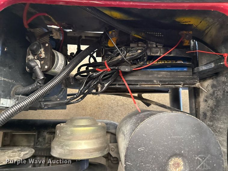 image for item EG7886 2003 Yamaha G22A golf cart