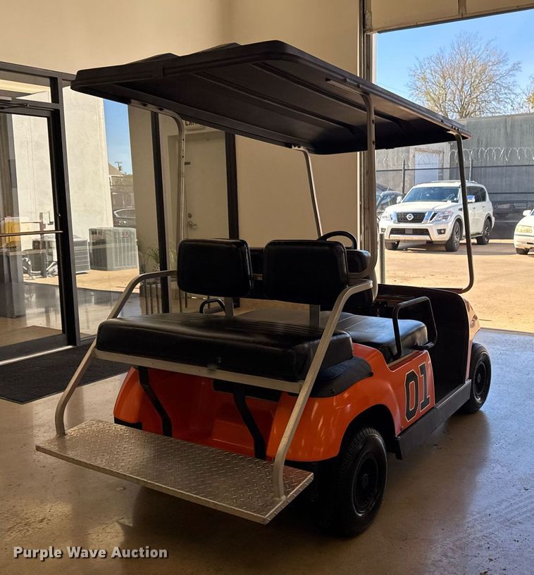 image for item EG7887 2000 Yamaha G16A golf cart