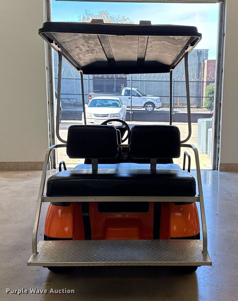 image for item EG7887 2000 Yamaha G16A golf cart