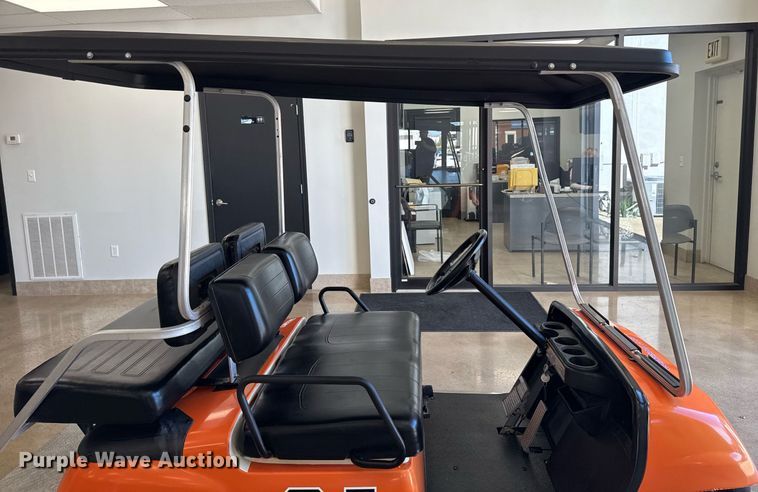 image for item EG7887 2000 Yamaha G16A golf cart