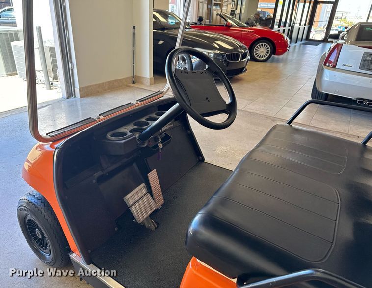 image for item EG7887 2000 Yamaha G16A golf cart