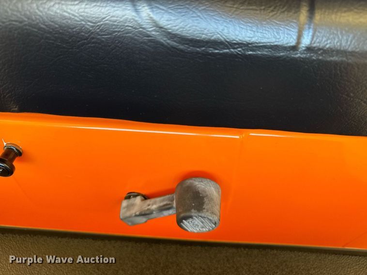 image for item EG7887 2000 Yamaha G16A golf cart