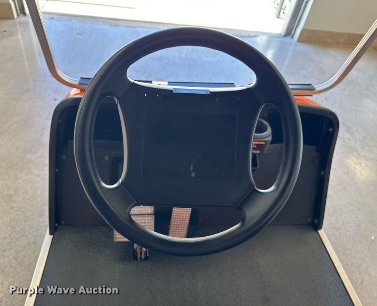 image for item EG7887 2000 Yamaha G16A golf cart