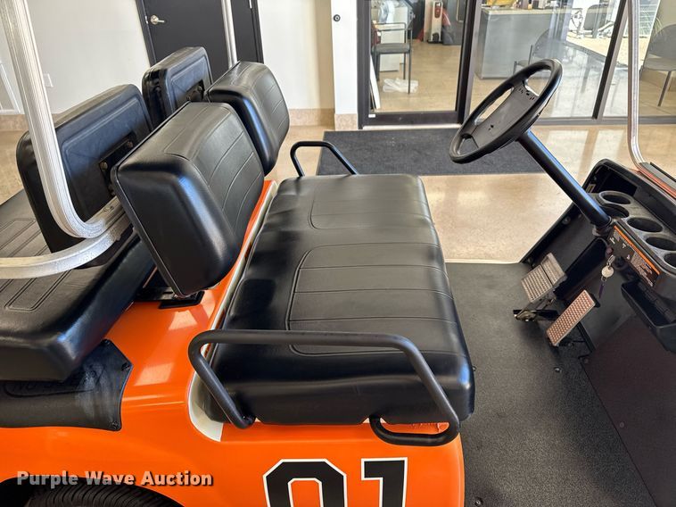 image for item EG7887 2000 Yamaha G16A golf cart