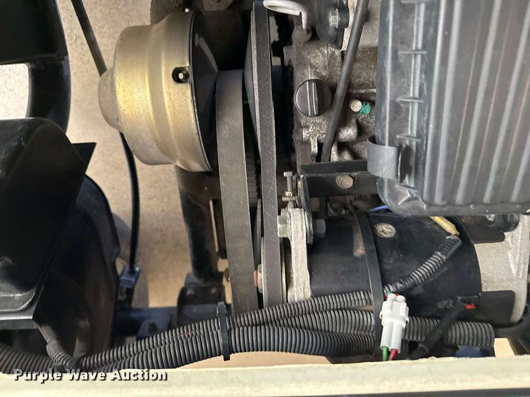 image for item EG7887 2000 Yamaha G16A golf cart