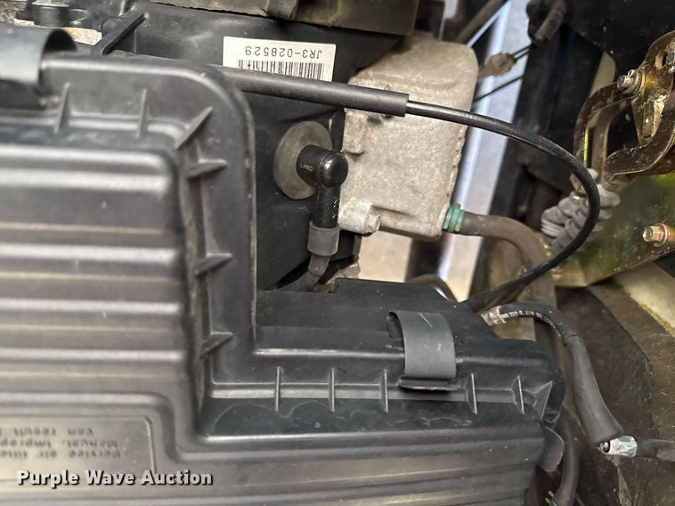 image for item EG7887 2000 Yamaha G16A golf cart